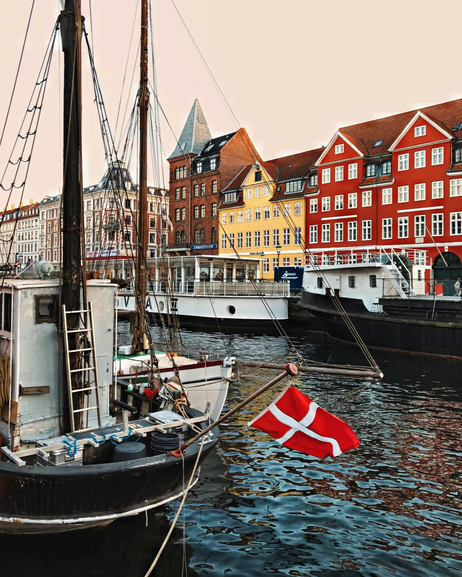 Nyhavn i Köpenhamn, Danmark